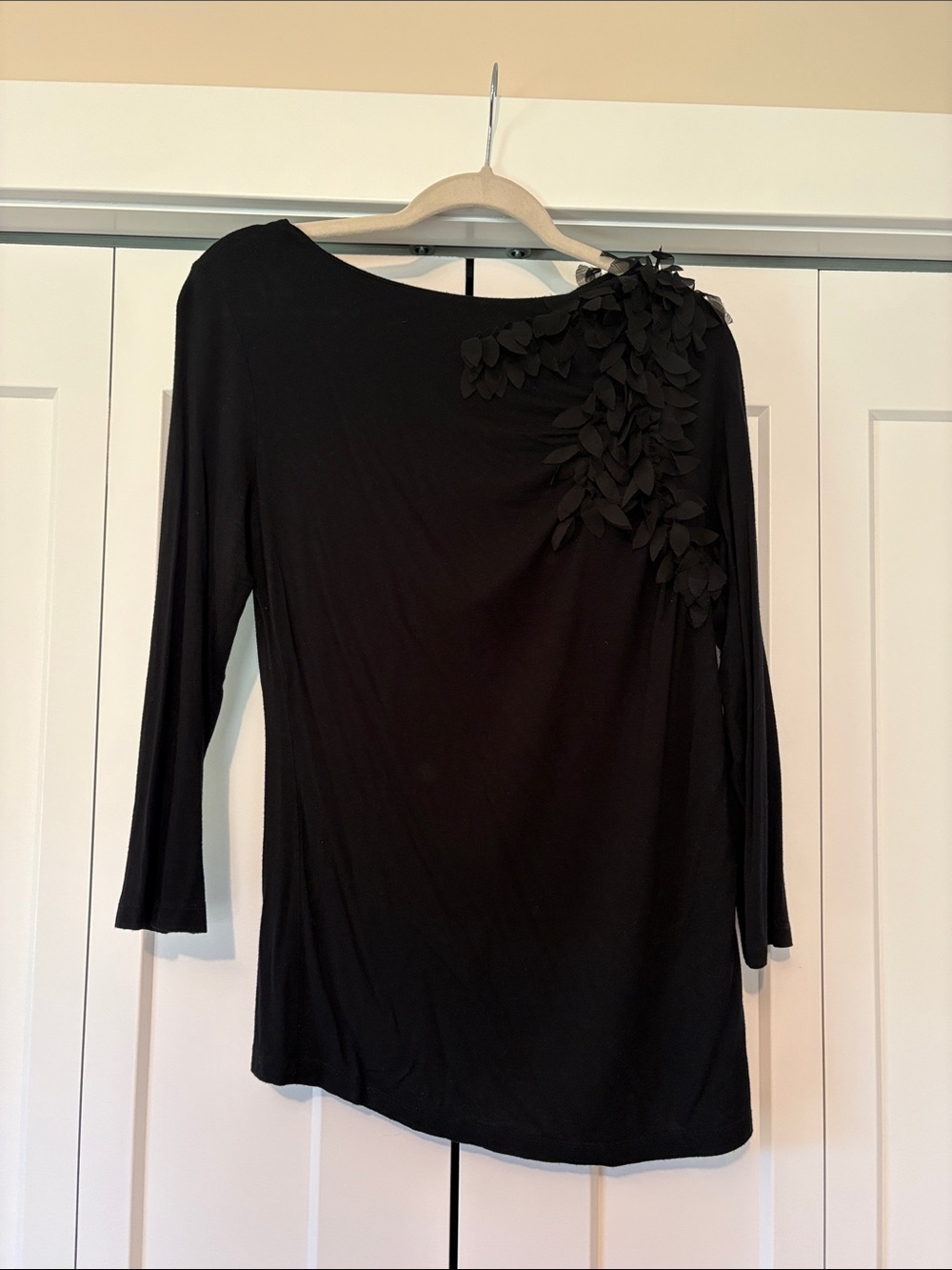 Anne Klein Black Long Sleeve Top with Leaf Appliqué Shoulder
